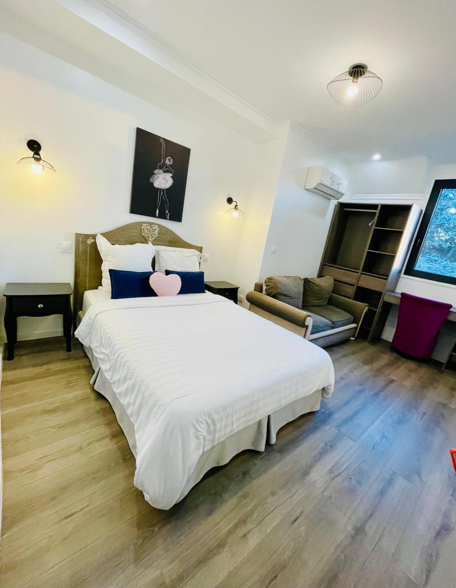 Paris Dream Villa วีลุชวีฟ ภายนอก รูปภาพ